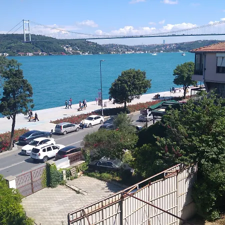 Emirganli מלון *